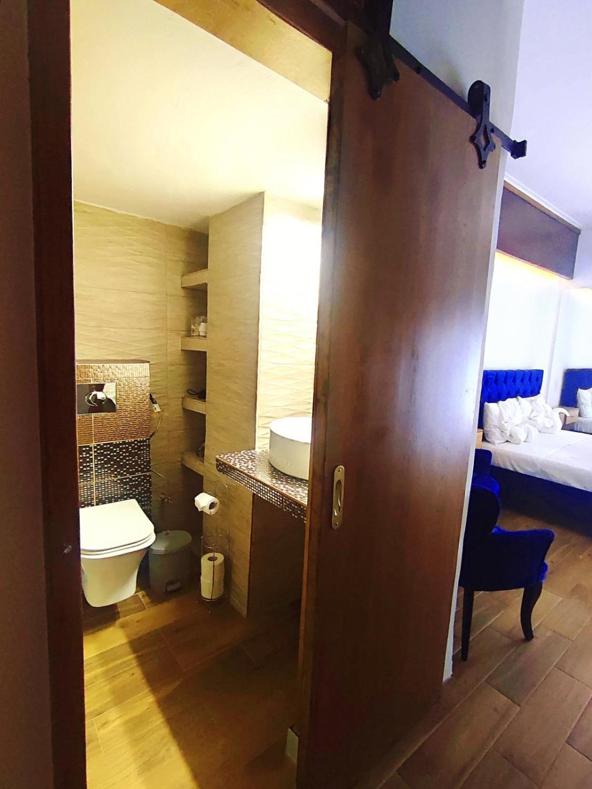 Deluxe Apartment Corinth Ngoại thất bức ảnh