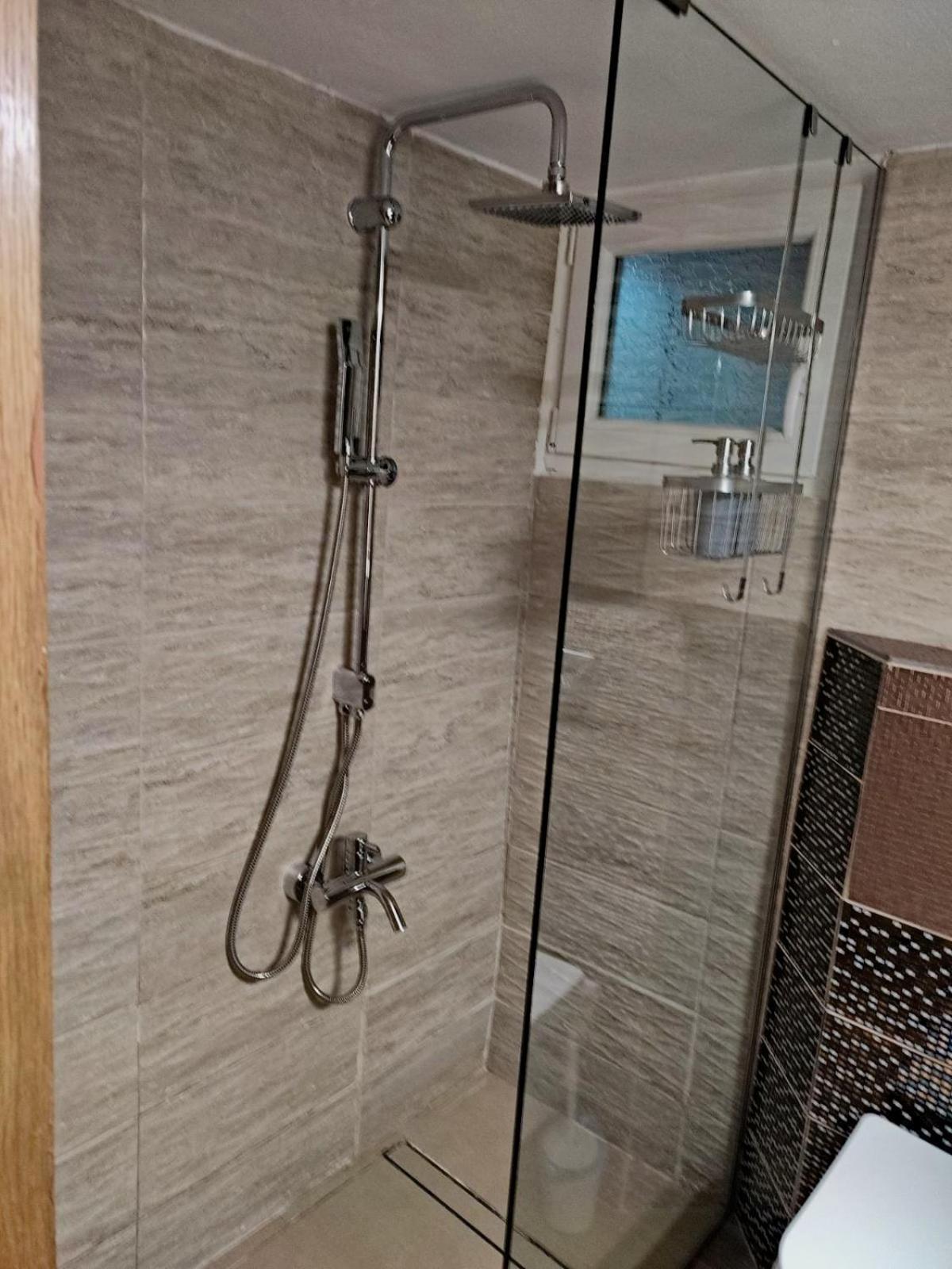 Deluxe Apartment Corinth Ngoại thất bức ảnh